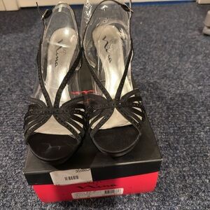 Nina Women's Black Strappy Heels